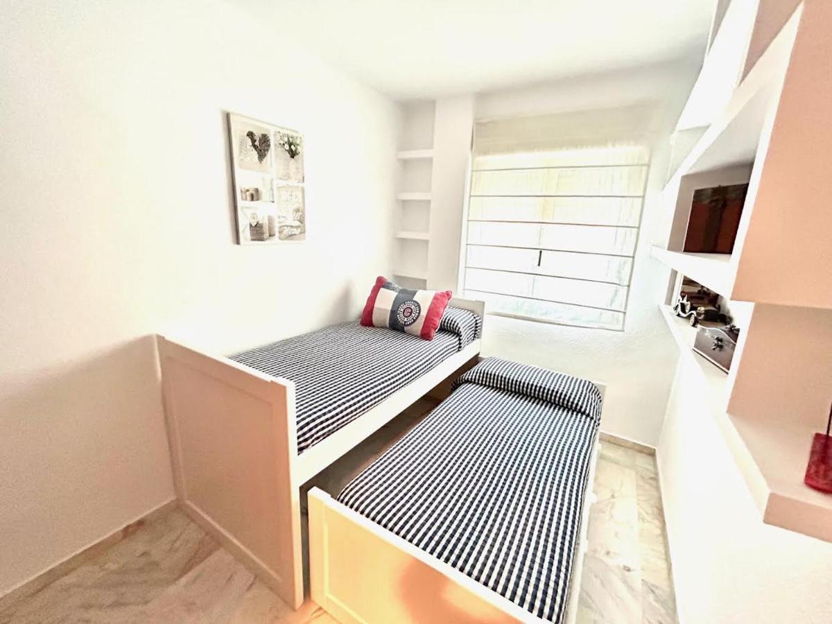 Hispalis Triana Sevilla Exterior foto